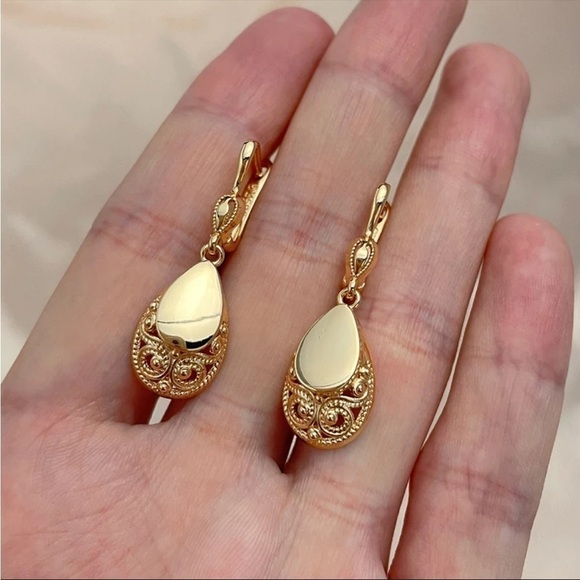 RETRO water drop tear drop earrings - Picture 3 of 11